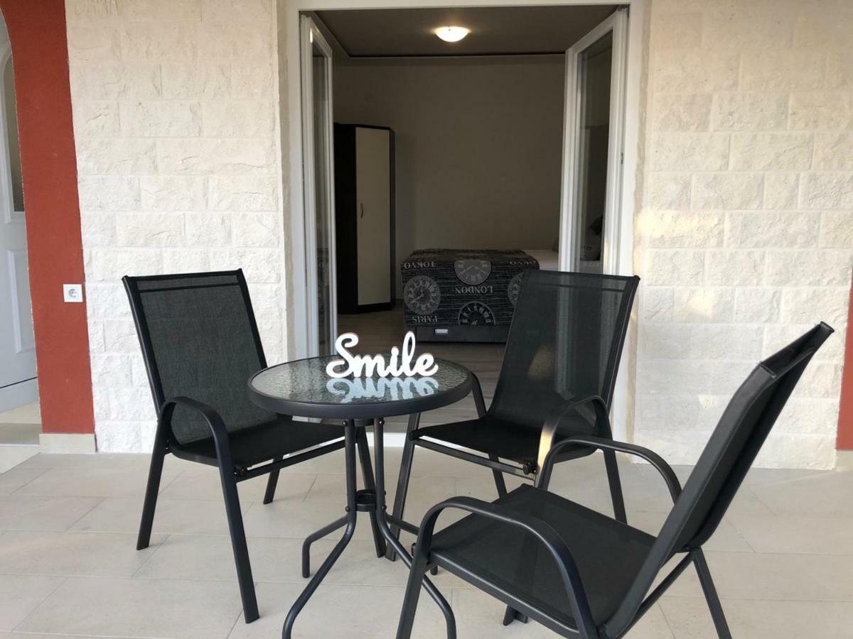 Apartment Jopa Šibenik Exterior foto